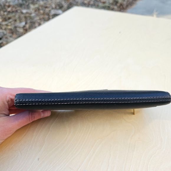 Fossil Madison Slim Clutch Wallet, Pre-owned - Picture 5 of 8